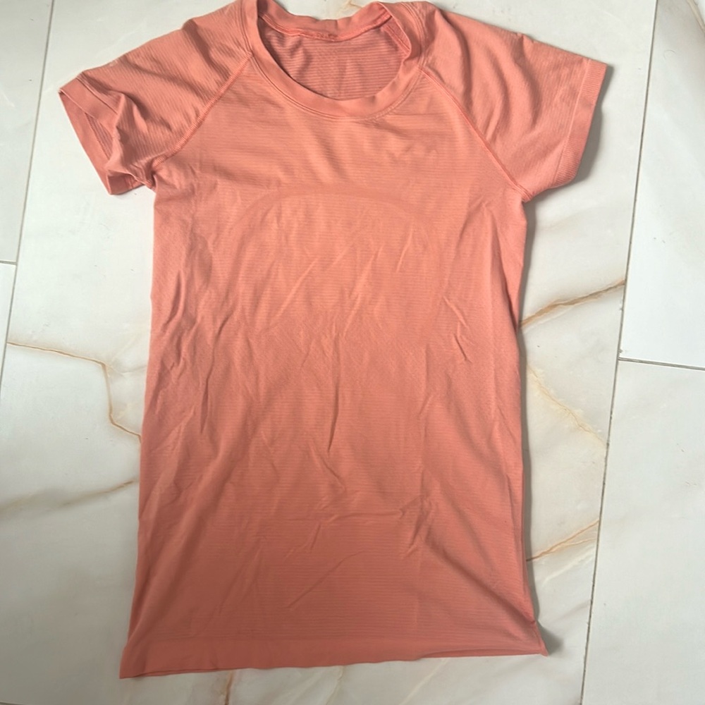 Lululemon swiftly tech